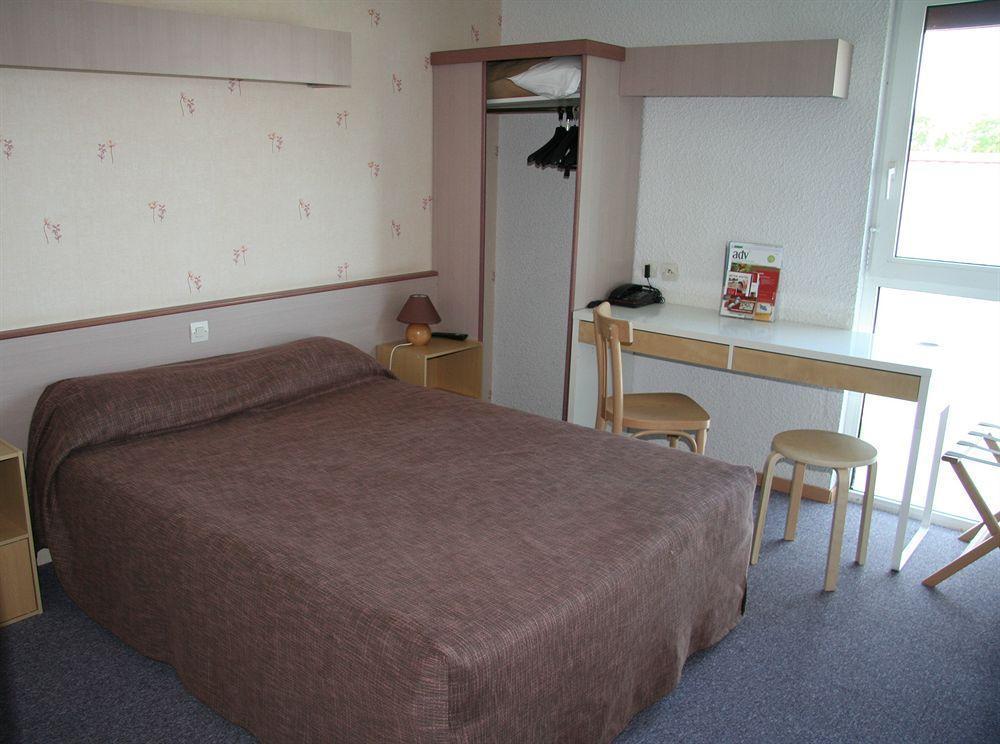 Brit Hotel アルジャンタン エクステリア 写真