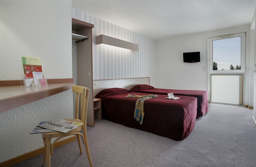 Brit Hotel アルジャンタン エクステリア 写真